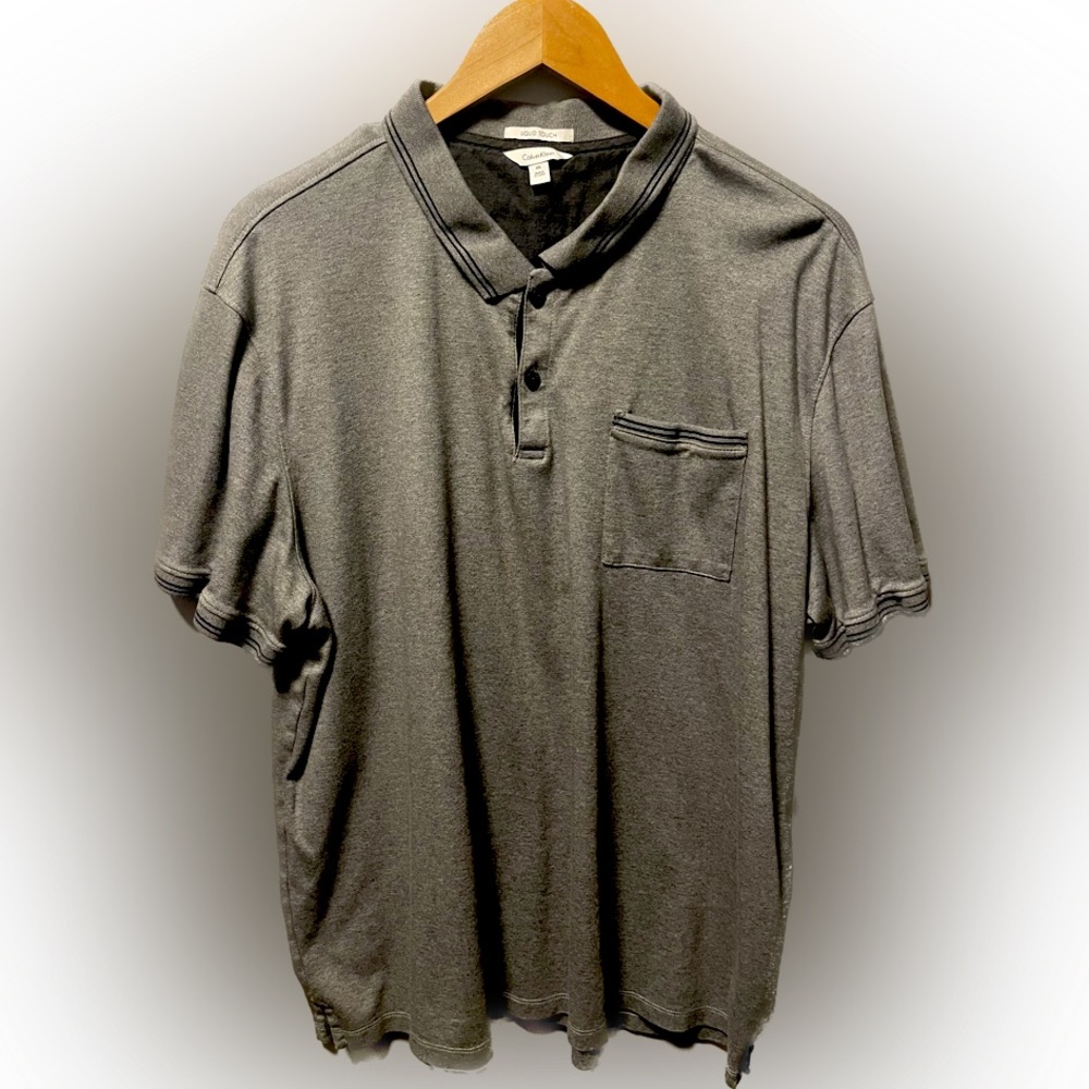 Calvin Klein Polo.